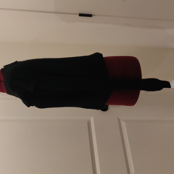 Hilary MacMillan Black Sweater With Ruffle NWT - Picture 4 of 12